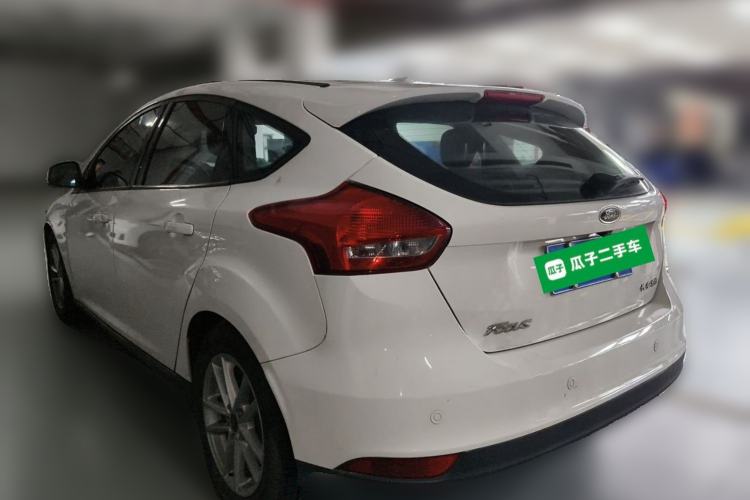 Used Ford Focus 2018 Hatchback Classic 1.6L Automatic Trendy SmartDrive Edition Rear Left 45 Deg