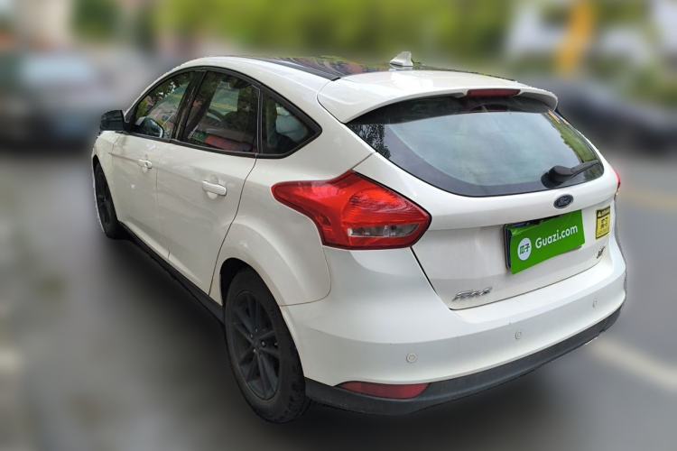 Used Ford Focus 2018 Hatchback Classic 1.6L Automatic Trendy SmartDrive Edition Rear Left 45 Deg