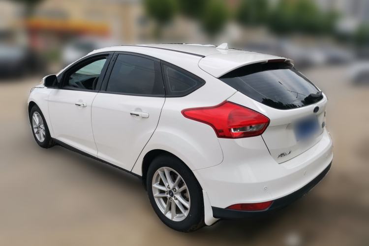 Used Ford Focus 2018 Hatchback Classic 1.6L Automatic Trendy SmartDrive Edition Rear Left 45 Deg
