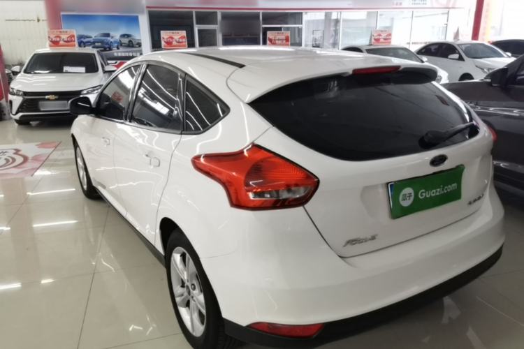 Used Ford Focus 2018 Hatchback Classic 1.6L Automatic Comfort Plus SmartDrive Edition Rear Left 45 Deg