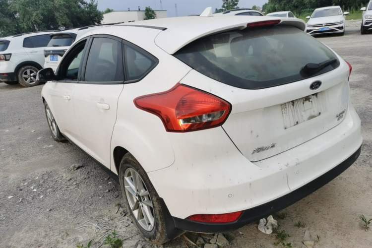 Used Ford Focus 2018 Two-Door Classic EcoBoost 125 Automatic Supercharged Style SmartDrive Edition Rear Left 45 Deg