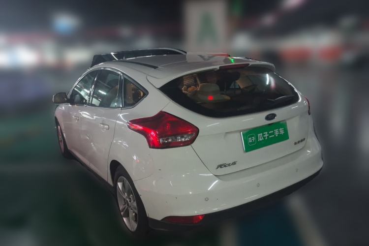 Used Ford Focus 2018 Hatchback Classic 1.6L Automatic Comfort Plus SmartDrive Edition Rear Left 45 Deg