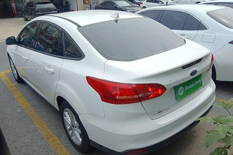 Used Ford Focus 2018 Sedan Classic 1.6L Automatic Trendy SmartDrive Edition Rear Left 45 Deg