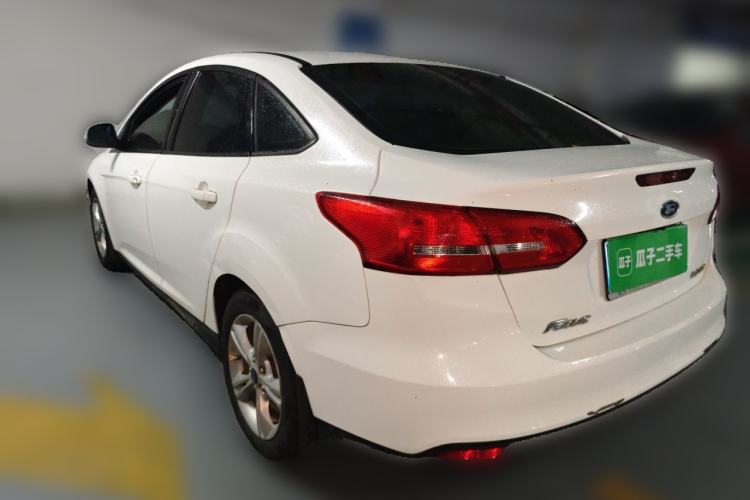 Used Ford Focus 2018 Sedan Classic 1.6L Automatic Comfort Plus Smart Drive Version Rear Left 45 Deg
