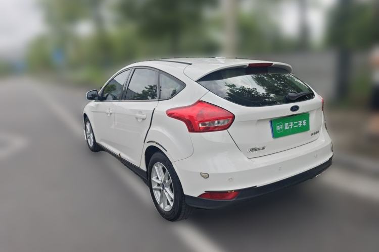 Used Ford Focus 2018 Hatchback Classic 1.6L Automatic Trendy SmartDrive Edition Rear Left 45 Deg