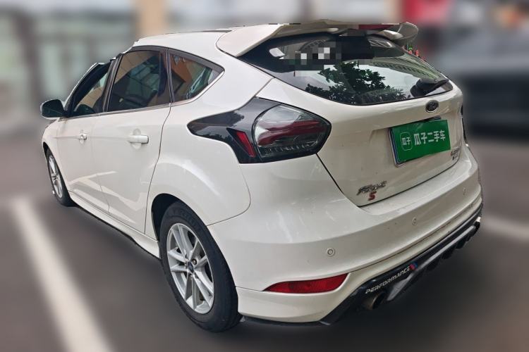Used Ford Focus 2018 Hatchback Classic EcoBoost 180 Automatic Elite Model Rear Left 45 Deg