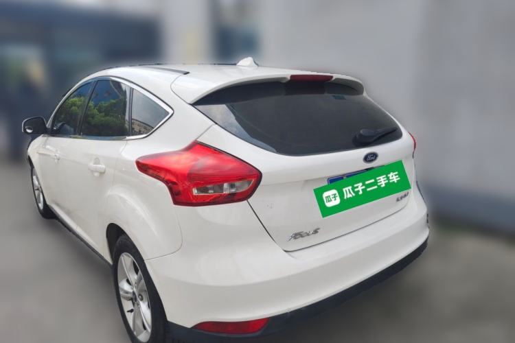 Used Ford Focus 2018 Hatchback Classic 1.6L Automatic Comfort Plus SmartDrive Edition Rear Left 45 Deg