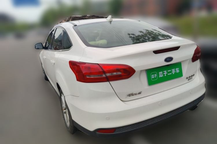 Used Ford Focus 2018 Sedan Classic EcoBoost 180 Automatic Elite Model Rear Left 45 Deg