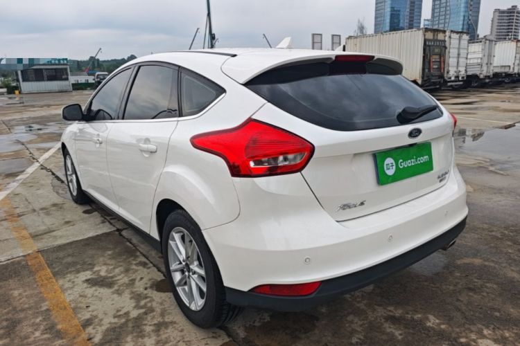 Used Ford Focus 2018 Hatchback Classic EcoBoost 180 Automatic Elite Model Rear Left 45 Deg