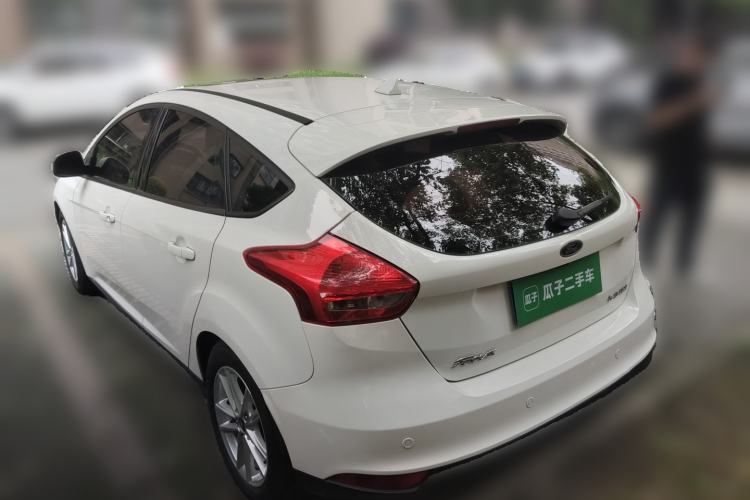 Used Ford Focus 2018 Hatchback Classic 1.6L Automatic Trendy SmartDrive Edition Rear Left 45 Deg