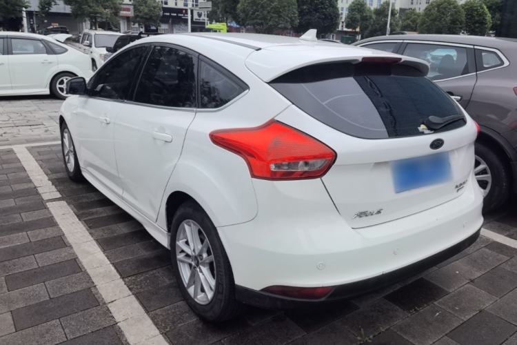 Used Ford Focus 2018 Hatchback Classic EcoBoost 180 Automatic Elite Model Rear Left 45 Deg