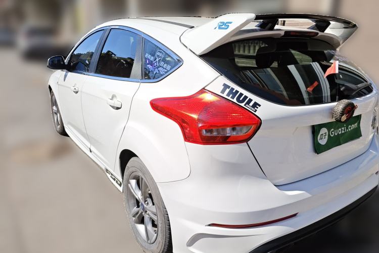Used Ford Focus 2018 Hatchback Classic 1.6L Automatic Comfort Plus SmartDrive Edition Rear Left 45 Deg