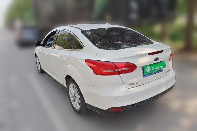 Used Ford Focus 2018 Sedan Classic 1.6L Automatic Trendy SmartDrive Edition Rear Left 45 Deg