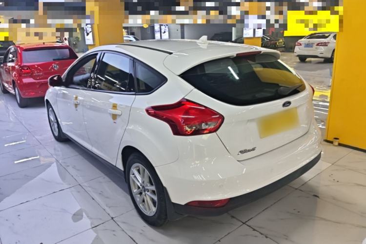 Used Ford Focus 2018 Hatchback Classic 1.6L Automatic Trendy SmartDrive Edition Rear Left 45 Deg