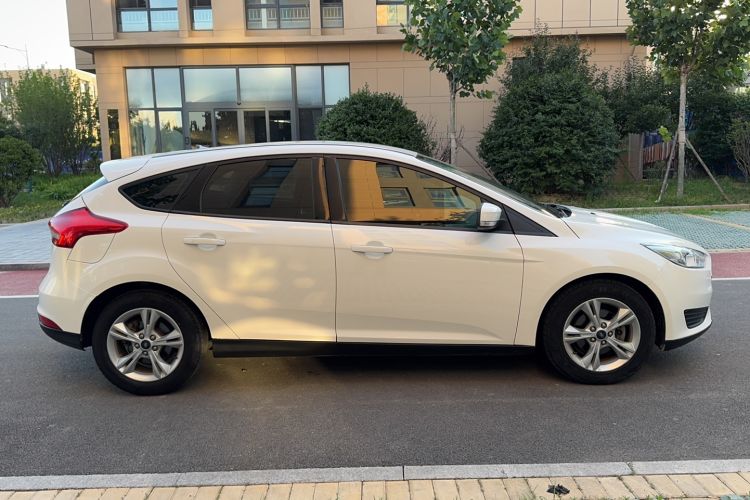 Used Ford Focus 2018 Hatchback Classic 1.6L Automatic Comfort Plus SmartDrive Edition Rear