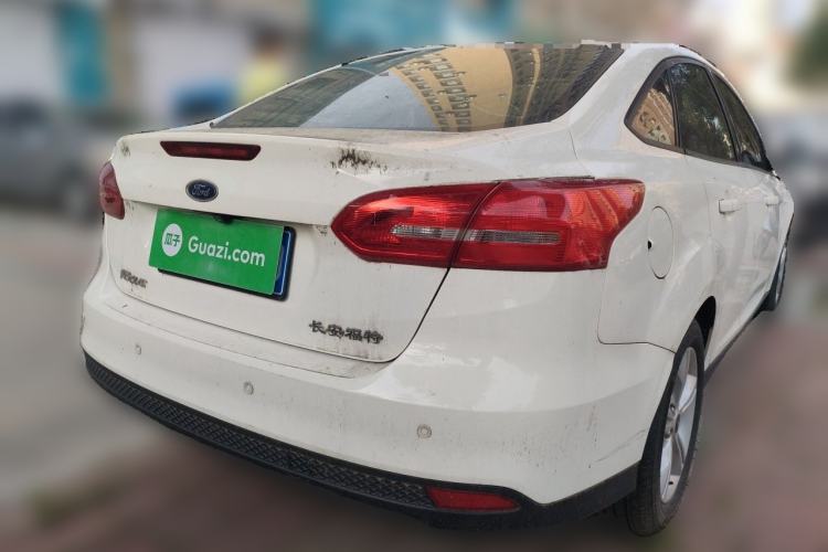 Used Ford Focus 2018 Sedan Classic 1.6L Manual Comfort Plus SmartDrive Edition Rear Right 45 Deg