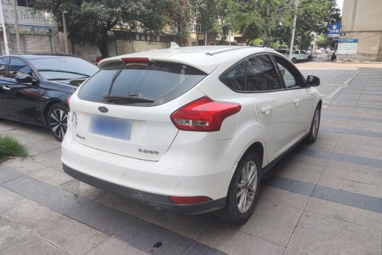 Used Ford Focus 2018 Hatchback Classic 1.6L Automatic Trendy SmartDrive Edition Rear Right 45 Deg