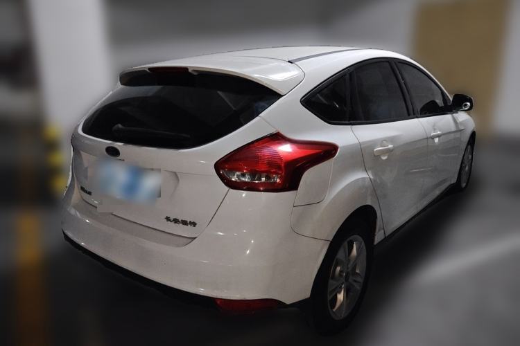 Used Ford Focus 2018 Hatchback Classic 1.6L Automatic Comfort Plus SmartDrive Edition Rear Right 45 Deg
