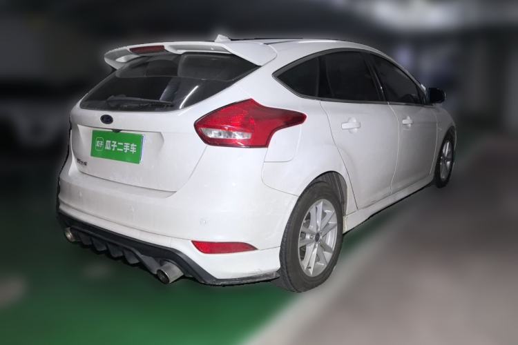 Used Ford Focus 2018 Hatchback Classic 1.6L Automatic Trendy SmartDrive Edition Rear Right 45 Deg