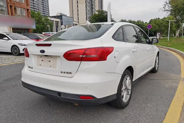 Used Ford Focus 2018 Sedan Classic 1.6L Automatic Trendy SmartDrive Edition Rear Right 45 Deg