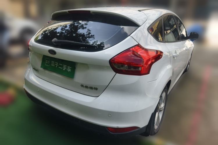 Used Ford Focus 2018 Hatchback Classic 1.6L Automatic Comfort Plus SmartDrive Edition Rear Right 45 Deg