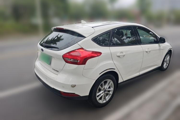 Used Ford Focus 2018 Hatchback Classic 1.6L Automatic Trendy SmartDrive Edition Rear Right 45 Deg
