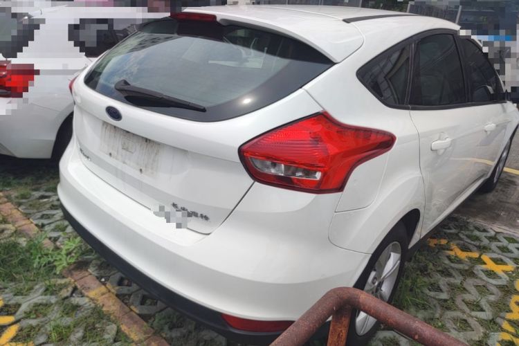 Used Ford Focus 2018 Hatchback Classic 1.6L Automatic Comfort Plus SmartDrive Edition Rear Right 45 Deg