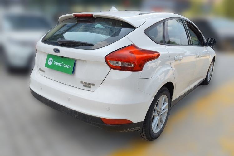 Used Ford Focus 2018 Two-Door Classic EcoBoost 125 Automatic Supercharged Style SmartDrive Edition Rear Right 45 Deg