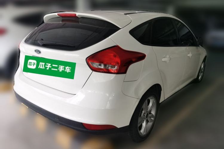 Used Ford Focus 2018 Hatchback Classic 1.6L Automatic Comfort Plus SmartDrive Edition Rear Right 45 Deg