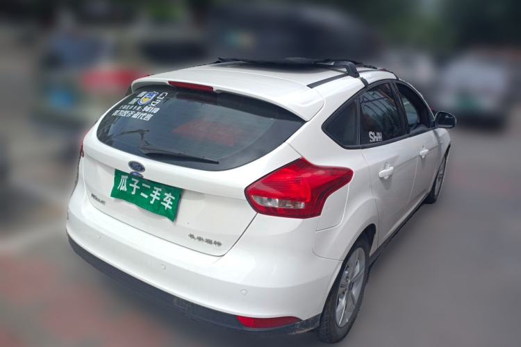 Used Ford Focus 2018 Hatchback Classic 1.6L Automatic Comfort Plus SmartDrive Edition Rear Right 45 Deg