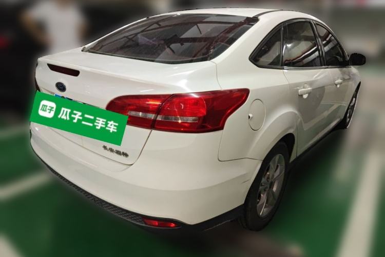 Used Ford Focus 2018 Sedan Classic 1.6L Automatic Comfort Plus Smart Drive Version Rear Right 45 Deg