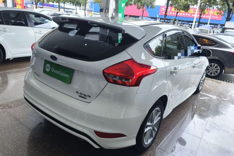 Used Ford Focus 2018 Two-Door Classic EcoBoost 125 Automatic Supercharged Style SmartDrive Edition Rear Right 45 Deg