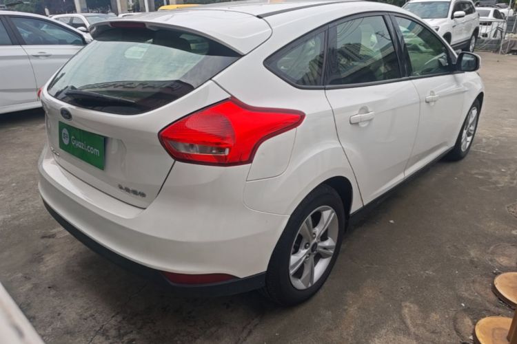 Used Ford Focus 2018 Hatchback Classic 1.6L Automatic Comfort Plus SmartDrive Edition Rear Right 45 Deg