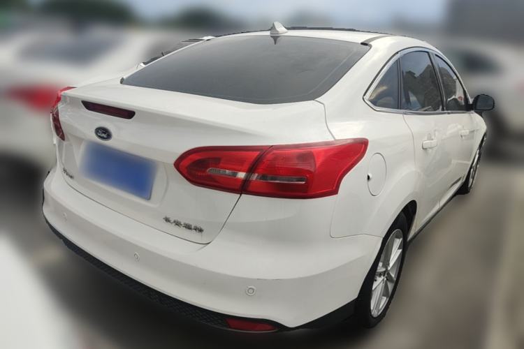 Used Ford Focus 2018 Sedan Classic 1.6L Automatic Trendy SmartDrive Edition Rear Right 45 Deg