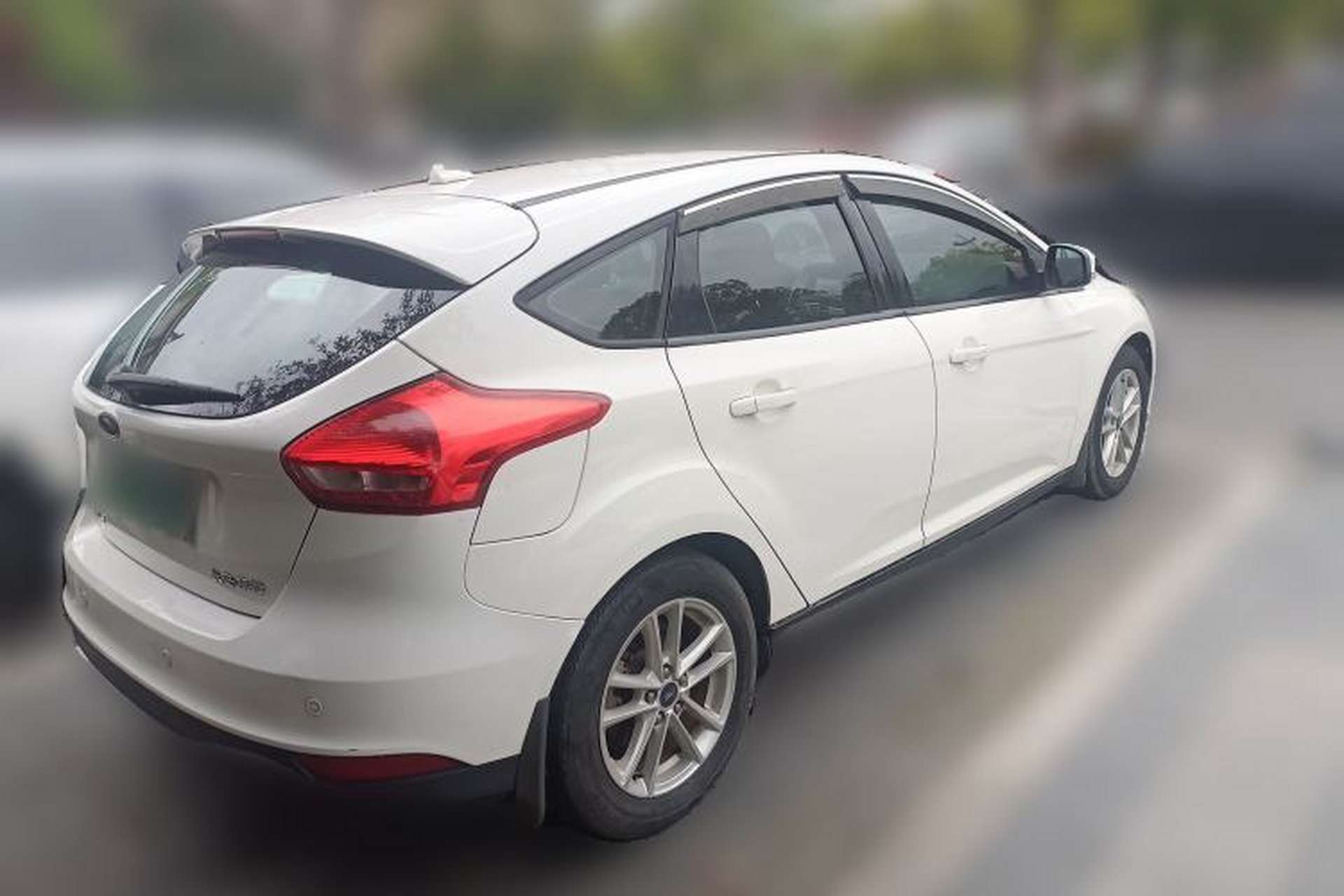 Used Ford Focus 2018 Hatchback Classic 1.6L Automatic Trendy SmartDrive Edition Rear Right 45 Deg