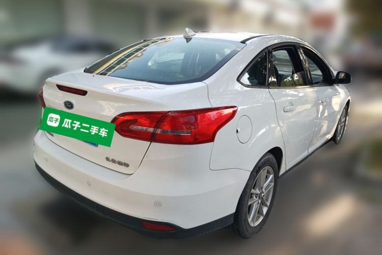 Used Ford Focus 2018 Sedan Classic 1.6L Automatic Trendy SmartDrive Edition Rear Right 45 Deg