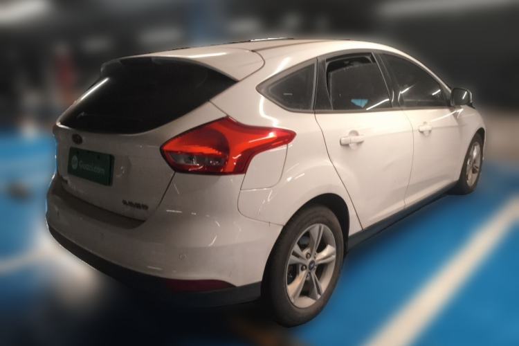 Used Ford Focus 2018 Hatchback Classic 1.6L Automatic Comfort Plus SmartDrive Edition Rear Right 45 Deg