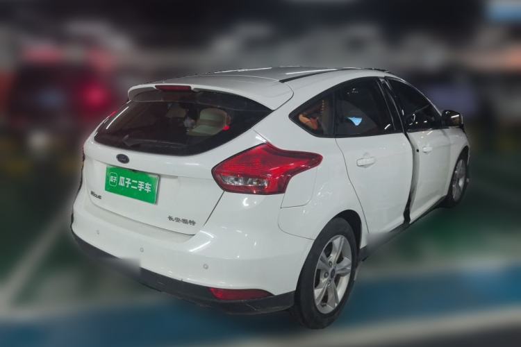 Used Ford Focus 2018 Hatchback Classic 1.6L Automatic Comfort Plus SmartDrive Edition Rear Right 45 Deg
