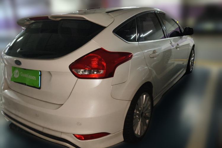 Used Ford Focus 2018 Hatchback Classic EcoBoost 180 Automatic Sport Edition Rear Right 45 Deg