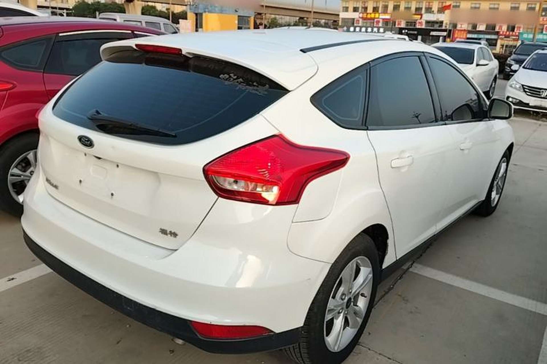 Used Ford Focus 2018 Hatchback Classic 1.6L Automatic Comfort Plus SmartDrive Edition Rear Right 45 Deg