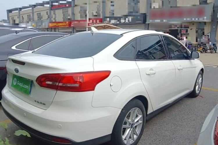 Used Ford Focus 2018 Sedan Classic 1.6L Automatic Trendy SmartDrive Edition Rear Right 45 Deg