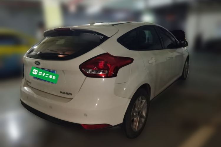 Used Ford Focus 2018 Hatchback Classic 1.6L Automatic Trendy SmartDrive Edition Rear Right 45 Deg