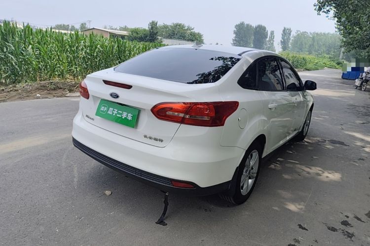 Used Ford Focus 2018 Sedan Classic 1.6L Manual Comfort Plus SmartDrive Edition Rear Right 45 Deg