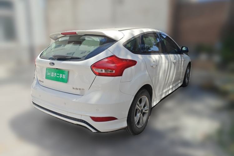 Used Ford Focus 2018 Hatchback Classic 1.6L Automatic Comfort Plus SmartDrive Edition Rear Right 45 Deg