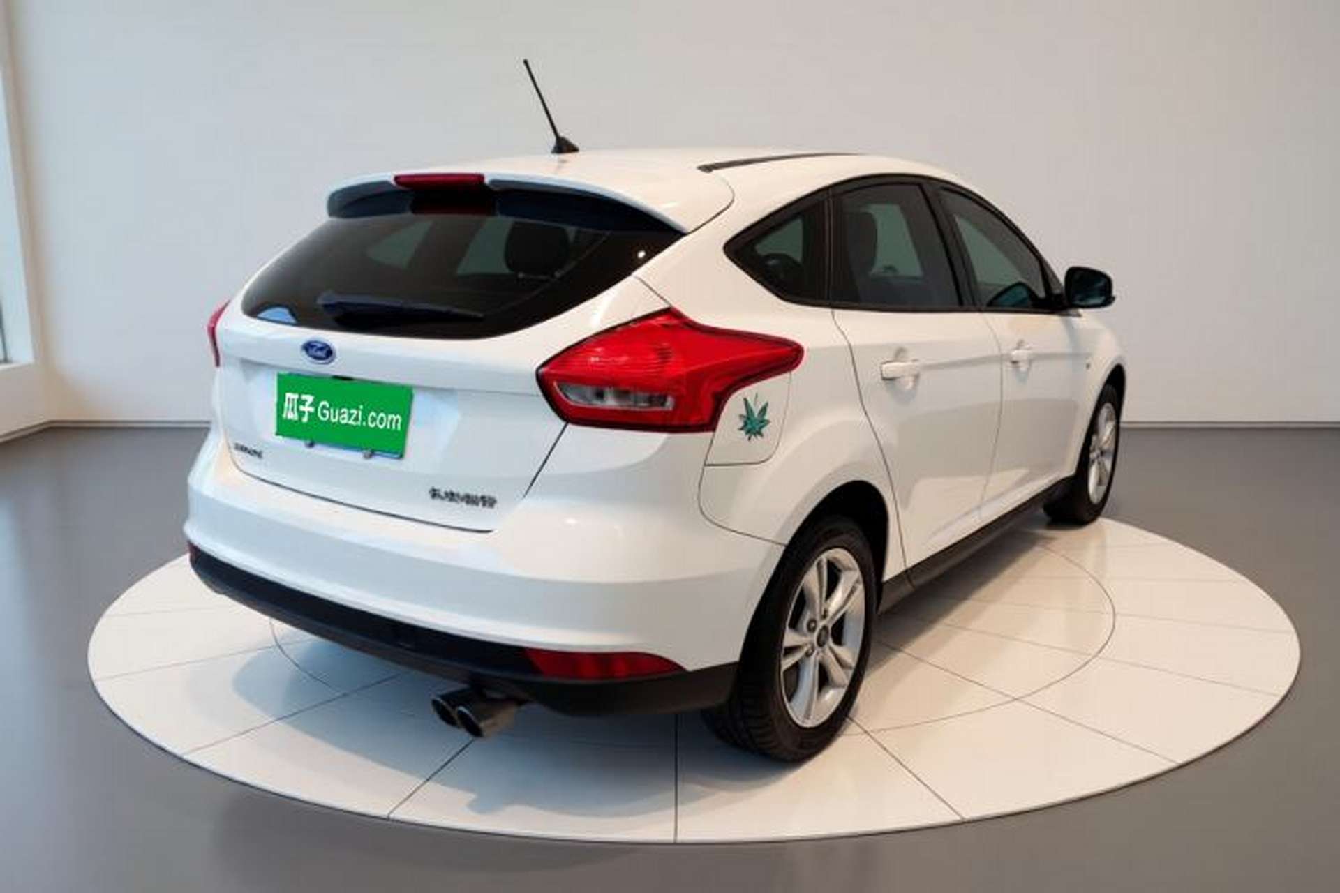 Used Ford Focus 2018 Hatchback Classic 1.6L Automatic Comfort Plus SmartDrive Edition Rear Right 45 Deg