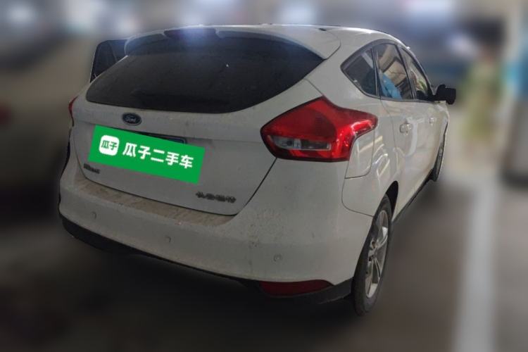 Used Ford Focus 2018 Hatchback Classic 1.6L Automatic Comfort Plus SmartDrive Edition Rear Right 45 Deg