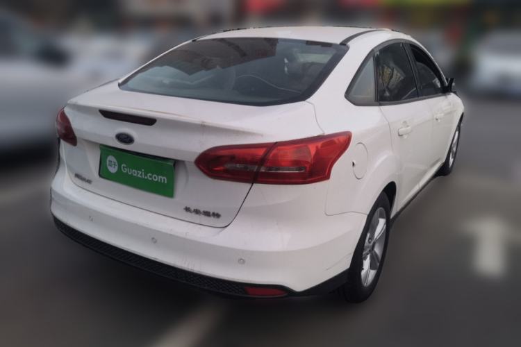 Used Ford Focus 2018 Sedan Classic 1.6L Manual Comfort Plus SmartDrive Edition Rear Right 45 Deg