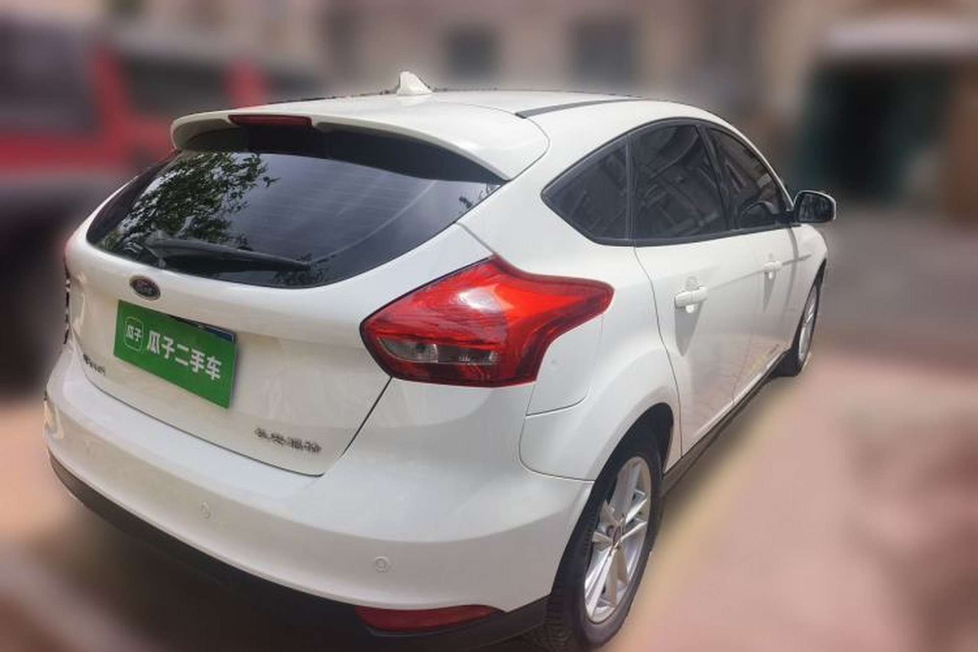 Used Ford Focus 2018 Hatchback Classic 1.6L Automatic Trendy SmartDrive Edition Rear Right 45 Deg