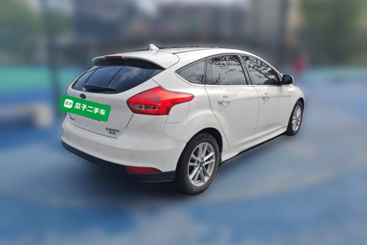 Used Ford Focus 2018 Hatchback Classic EcoBoost 180 Automatic Elite Model Rear Right 45 Deg