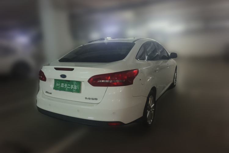 Used Ford Focus 2018 Sedan Classic 1.6L Automatic Trendy SmartDrive Edition Rear Right 45 Deg